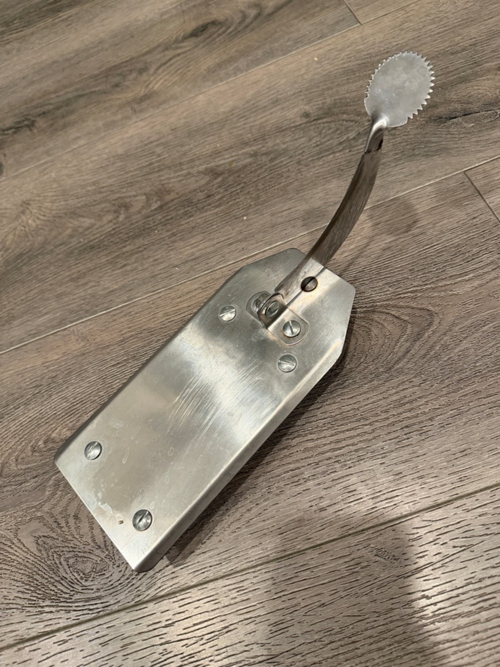 Vintage Stainless Steel cutting Tool Vili - Silver